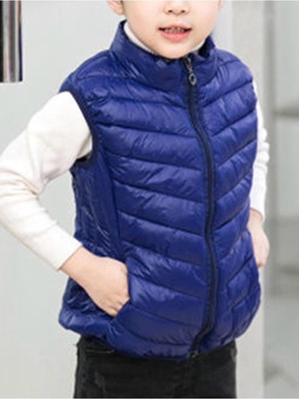 Amazon essentials blue quilted puffer vest Size Medium